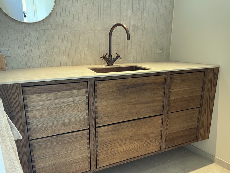 Smoked oak vanity drawers with finger joints
